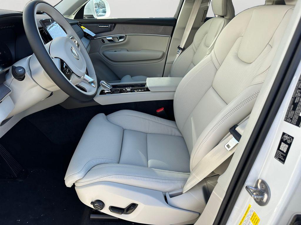 new 2026 Volvo XC90 car, priced at $71,645