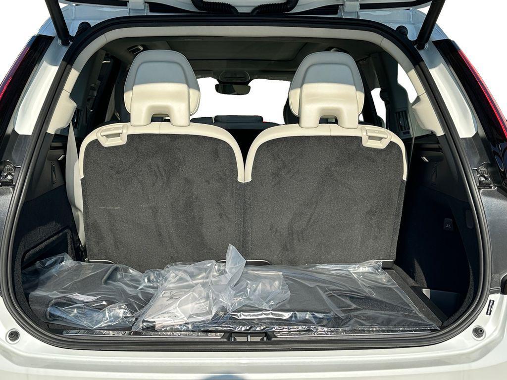 new 2026 Volvo XC90 car, priced at $71,645