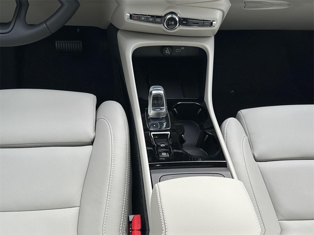 new 2026 Volvo XC40 car, priced at $50,750