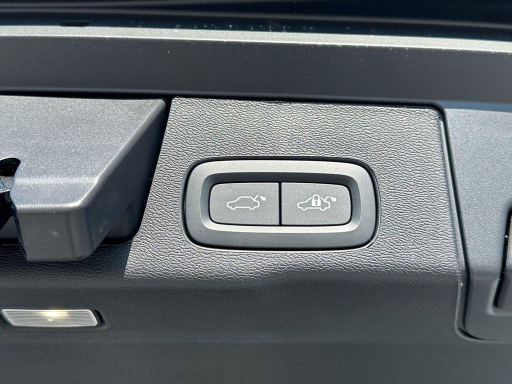 new 2026 Volvo XC60 car