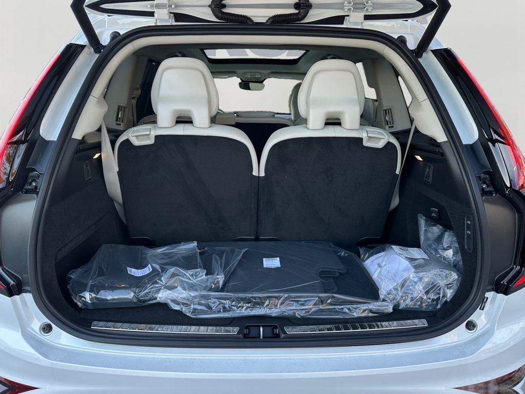 new 2026 Volvo XC90 Plug-In Hybrid car, priced at $85,495