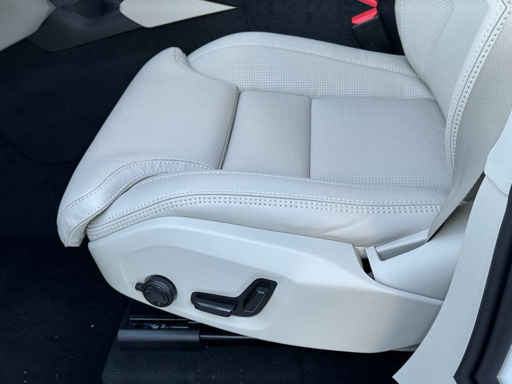 new 2026 Volvo XC90 Plug-In Hybrid car, priced at $85,495