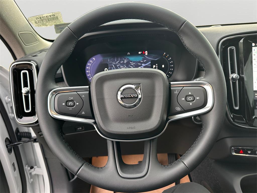 new 2026 Volvo XC40 car