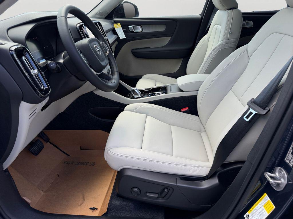 new 2026 Volvo XC40 car, priced at $51,184