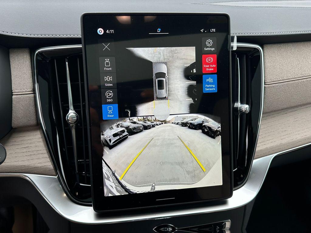 new 2026 Volvo XC90 car, priced at $70,945