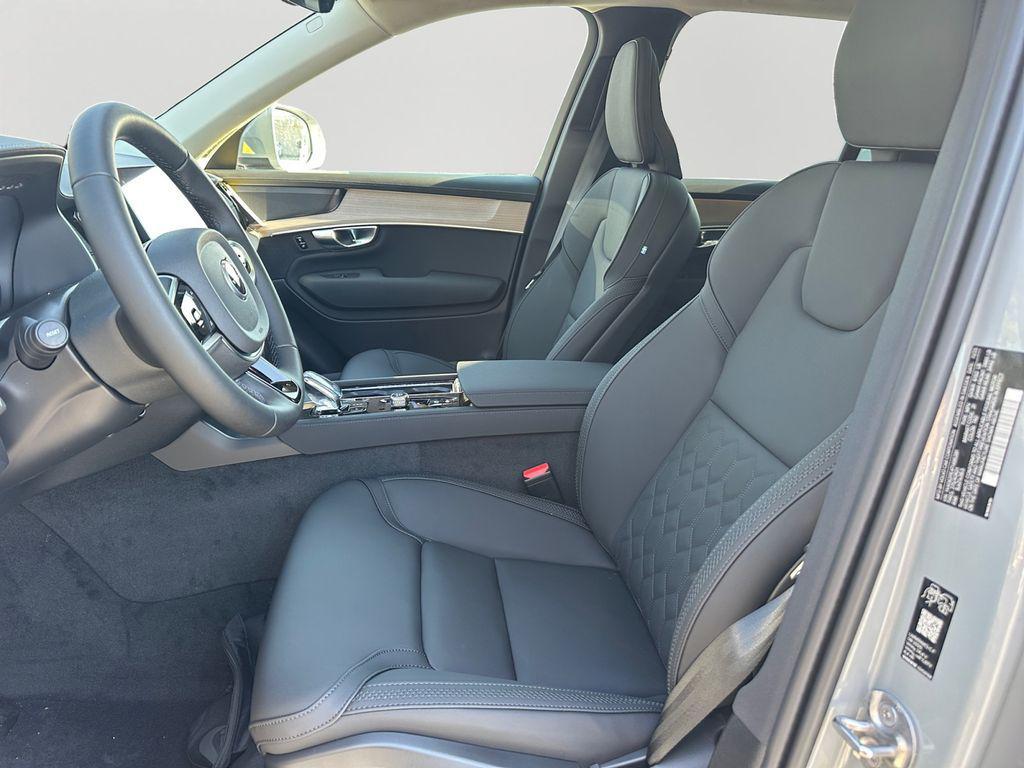 new 2026 Volvo XC90 car, priced at $71,873