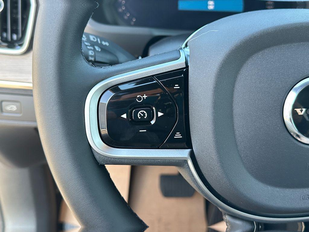 new 2026 Volvo XC90 car, priced at $71,634