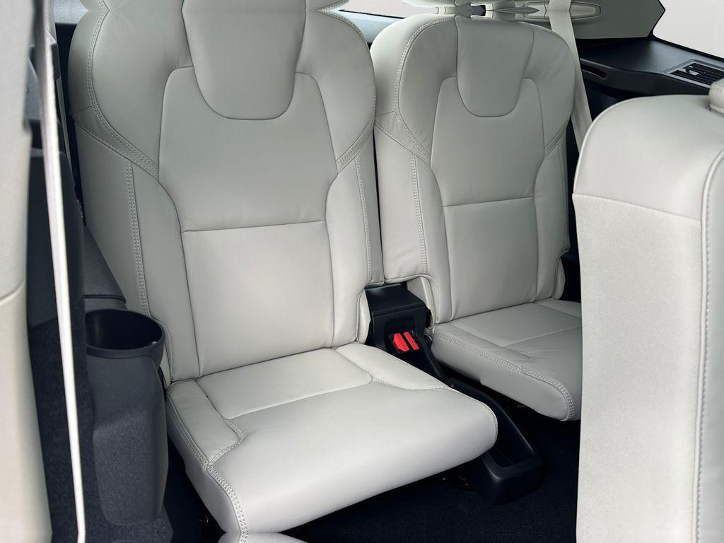 new 2026 Volvo XC90 car, priced at $75,319