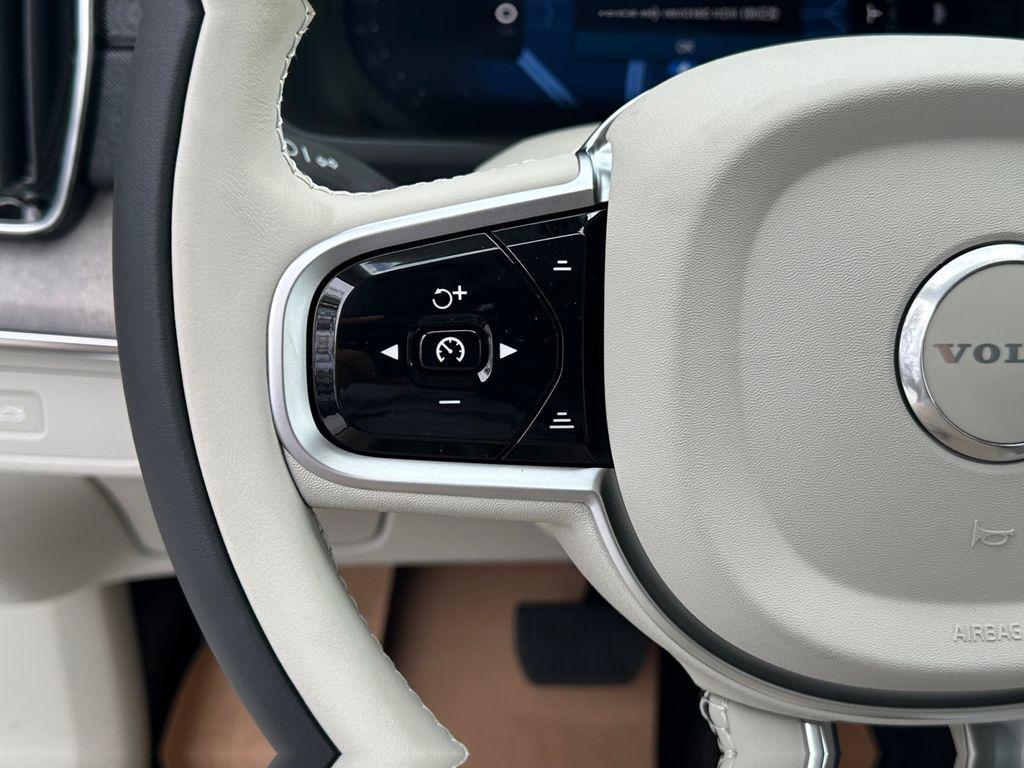 new 2026 Volvo XC90 car, priced at $75,319