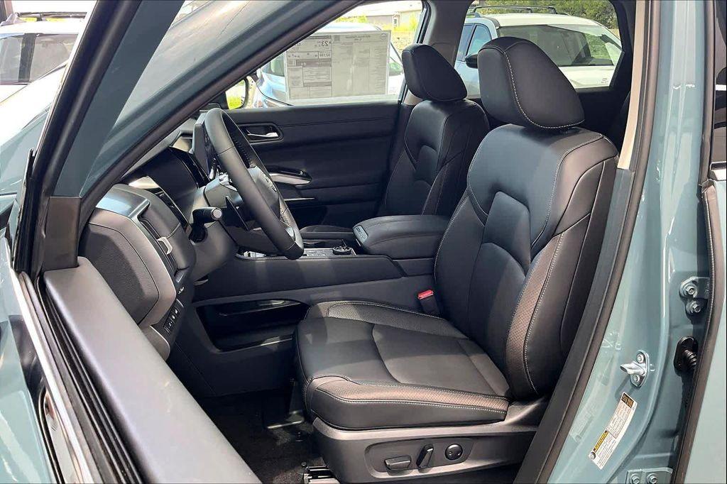 new 2026 Nissan Pathfinder car, priced at $44,715