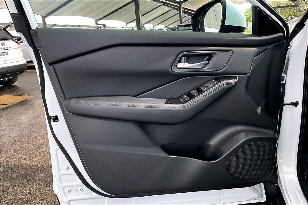 new 2026 Nissan Rogue car, priced at $30,125
