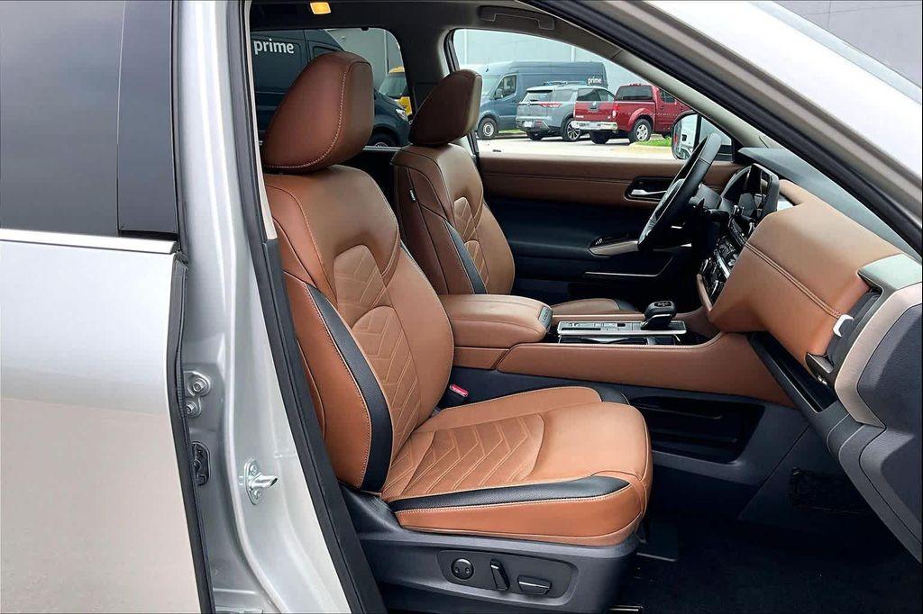 used 2025 Nissan Pathfinder car, priced at $44,341