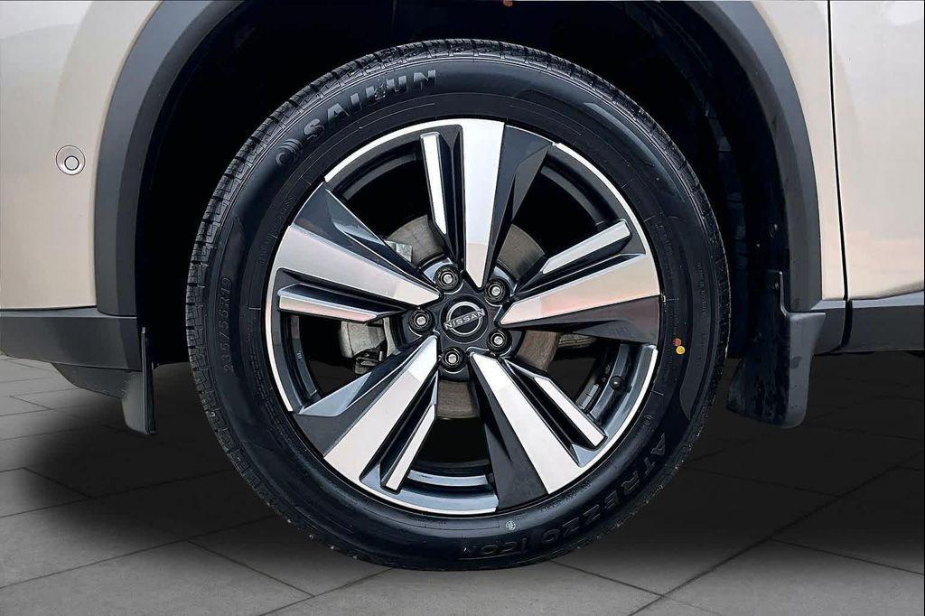 used 2023 Nissan Rogue car, priced at $29,992