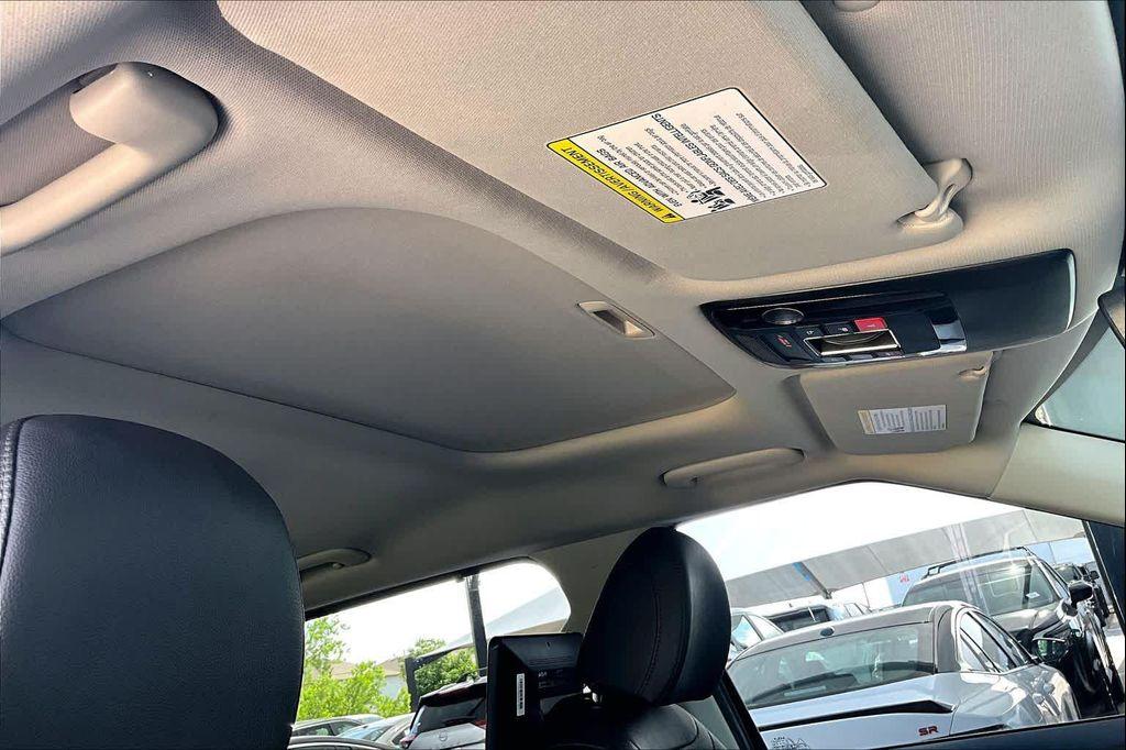 used 2024 Kia Carnival car, priced at $39,215