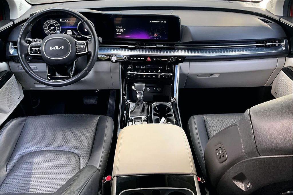 used 2024 Kia Carnival car, priced at $39,215