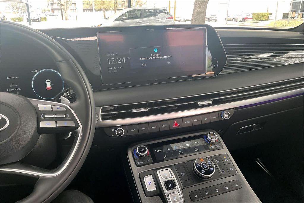 used 2024 Hyundai Palisade car, priced at $40,170