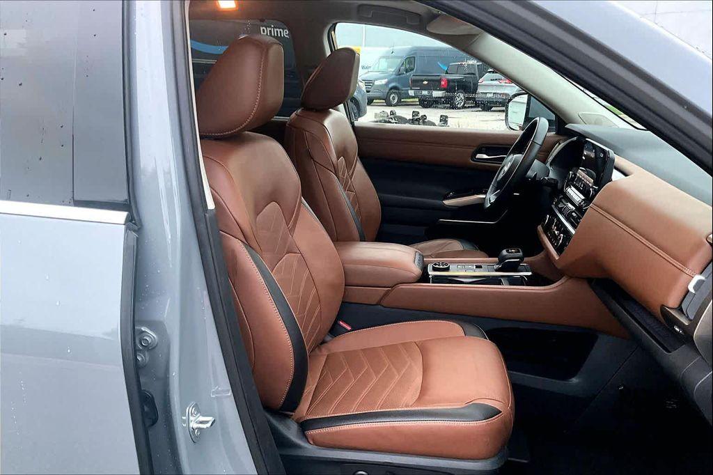 used 2023 Nissan Pathfinder car, priced at $35,244