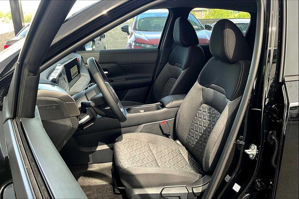 new 2025 Nissan Kicks car, priced at $24,981