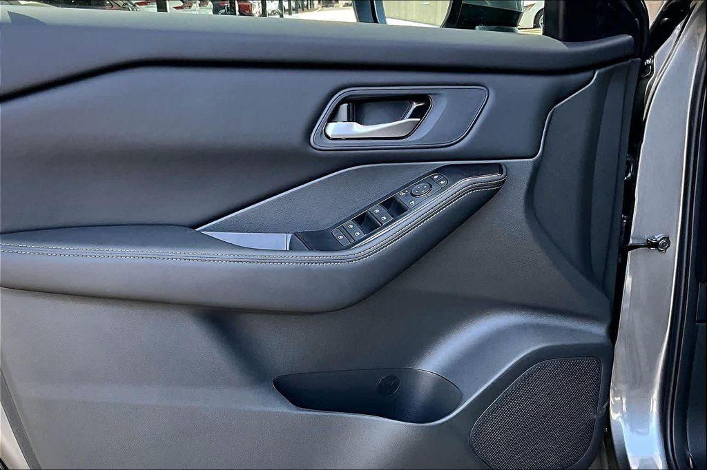new 2026 Nissan Rogue car, priced at $29,275