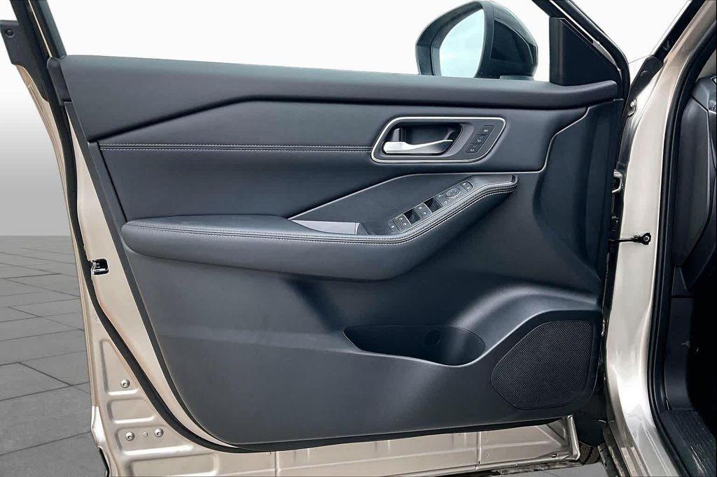 new 2026 Nissan Rogue car, priced at $37,704
