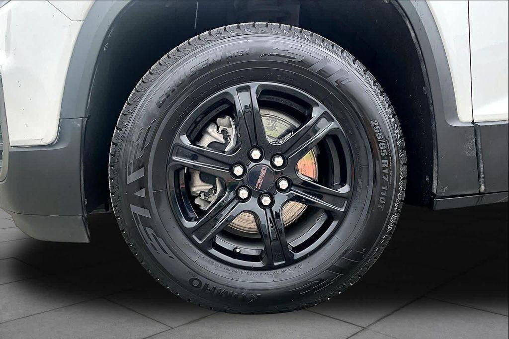 used 2023 GMC Acadia car, priced at $29,120