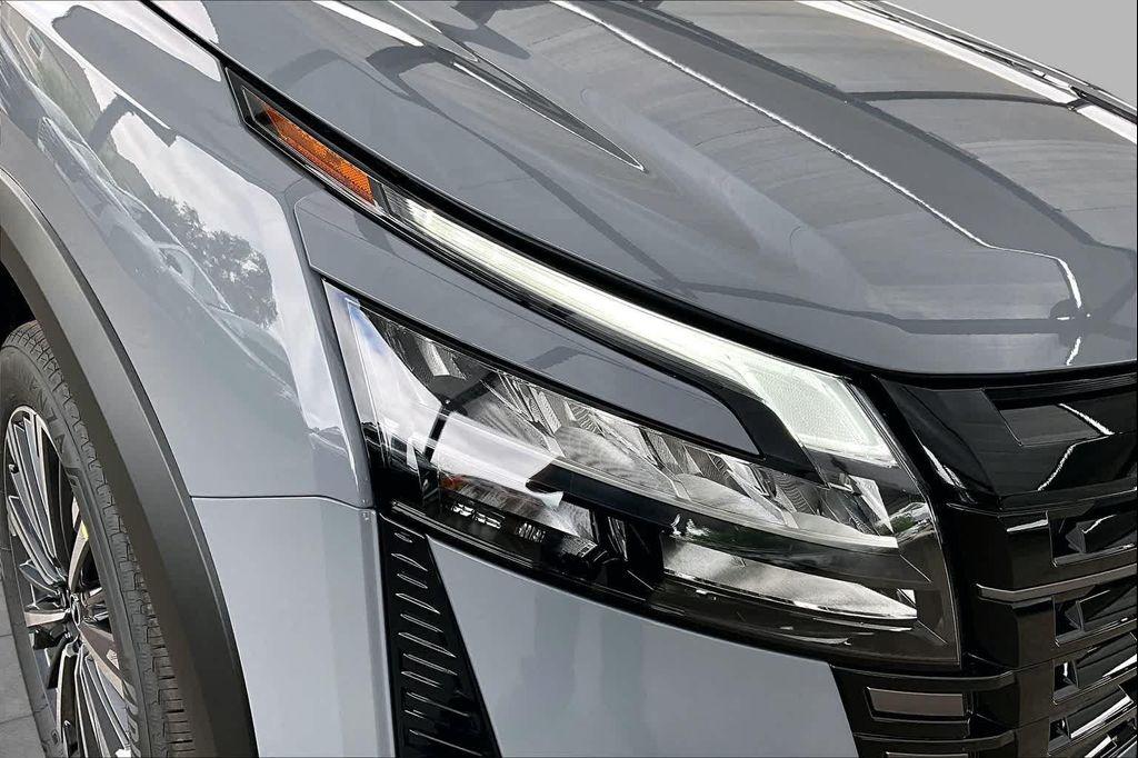 new 2026 Nissan Pathfinder car, priced at $49,615