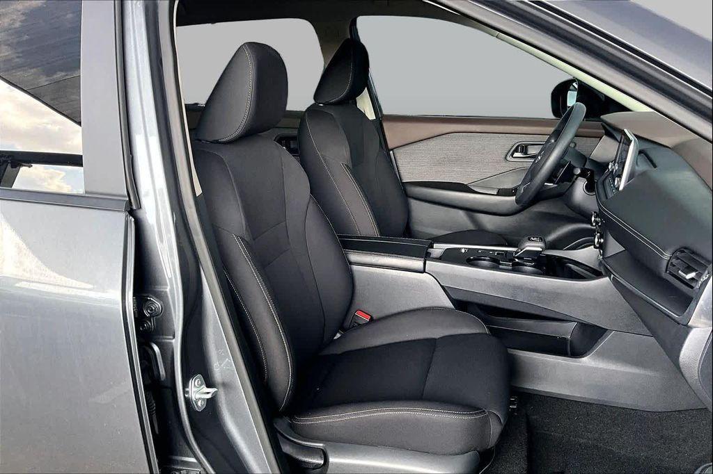 used 2023 Nissan Rogue car, priced at $21,737