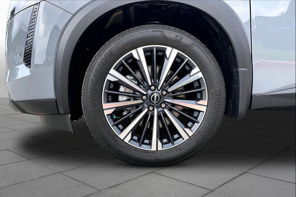 new 2026 Nissan Pathfinder car, priced at $51,565