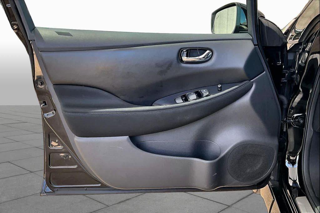 used 2025 Nissan Leaf car, priced at $25,222
