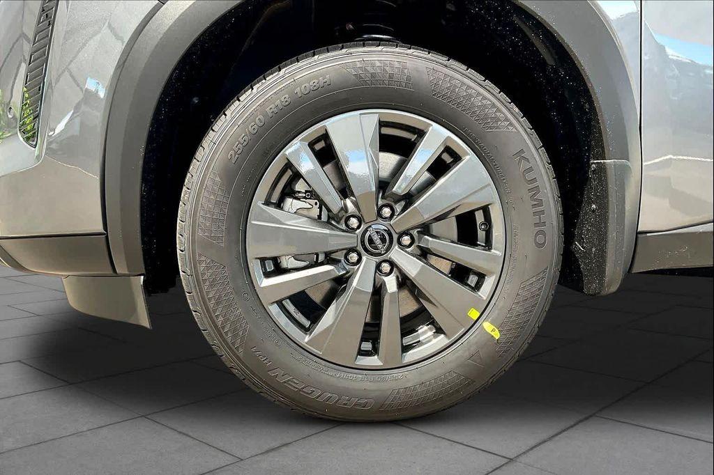 new 2026 Nissan Pathfinder car, priced at $38,945