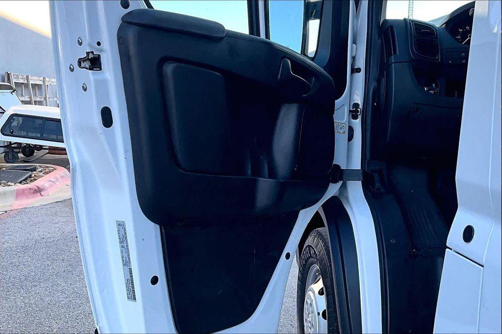 used 2023 Ram ProMaster 2500 car, priced at $30,933