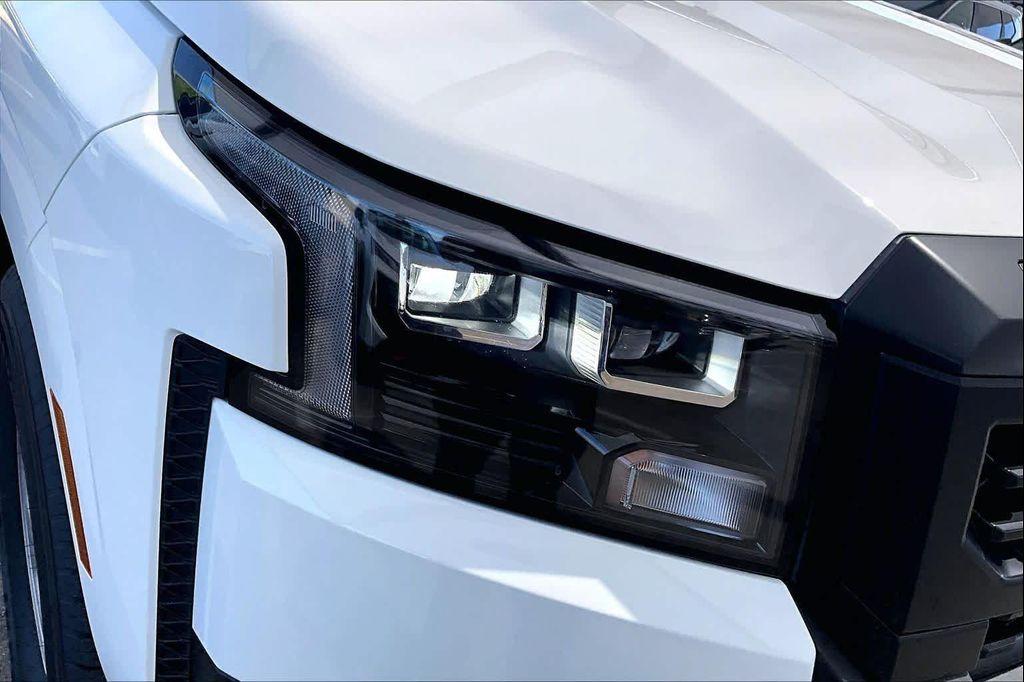 new 2026 Nissan Frontier car, priced at $32,115