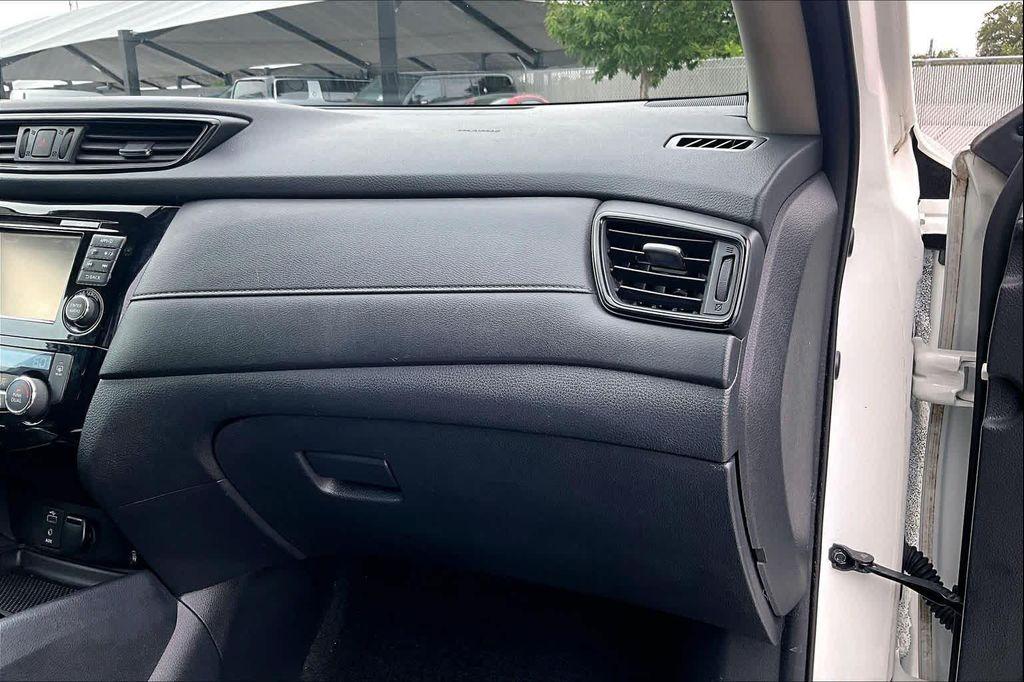 used 2017 Nissan Rogue car, priced at $12,987