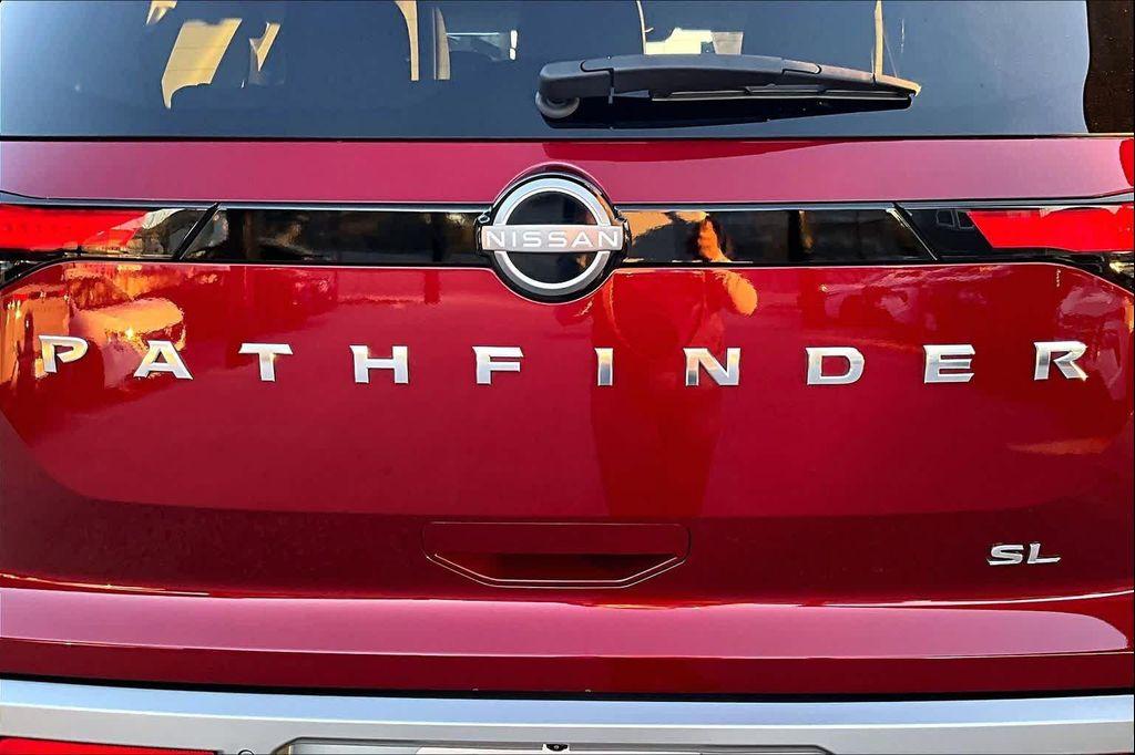 used 2023 Nissan Pathfinder car, priced at $28,998