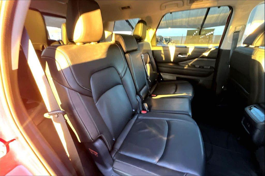 used 2023 Nissan Pathfinder car, priced at $28,998