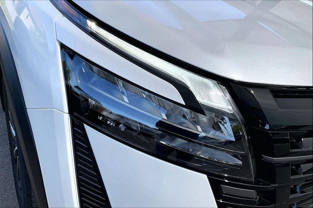 new 2026 Nissan Pathfinder car, priced at $52,165