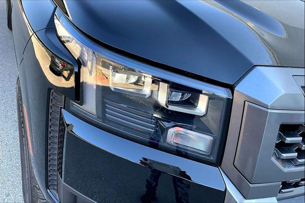 new 2026 Nissan Frontier car, priced at $36,365