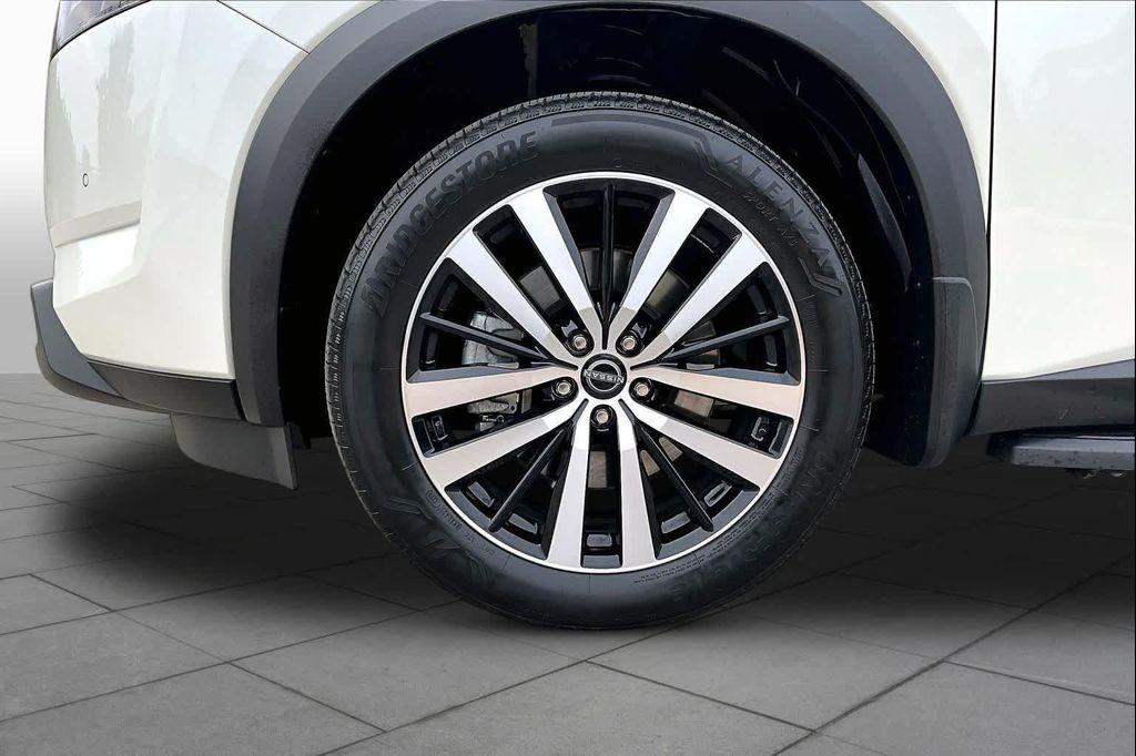 used 2023 Nissan Pathfinder car, priced at $41,924