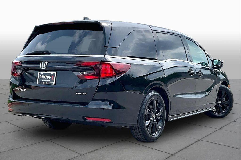 used 2024 Honda Odyssey car, priced at $36,946