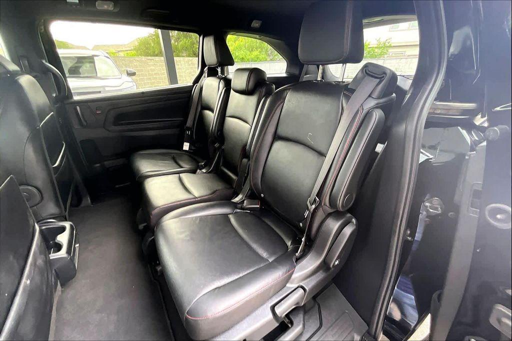 used 2024 Honda Odyssey car, priced at $36,946
