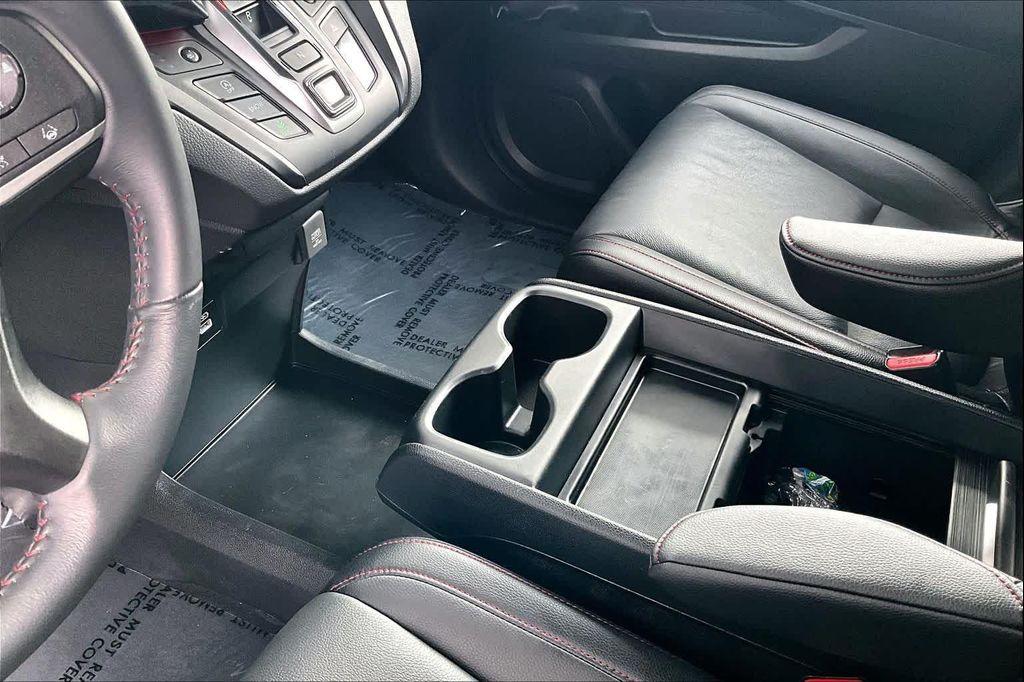 used 2024 Honda Odyssey car, priced at $36,946