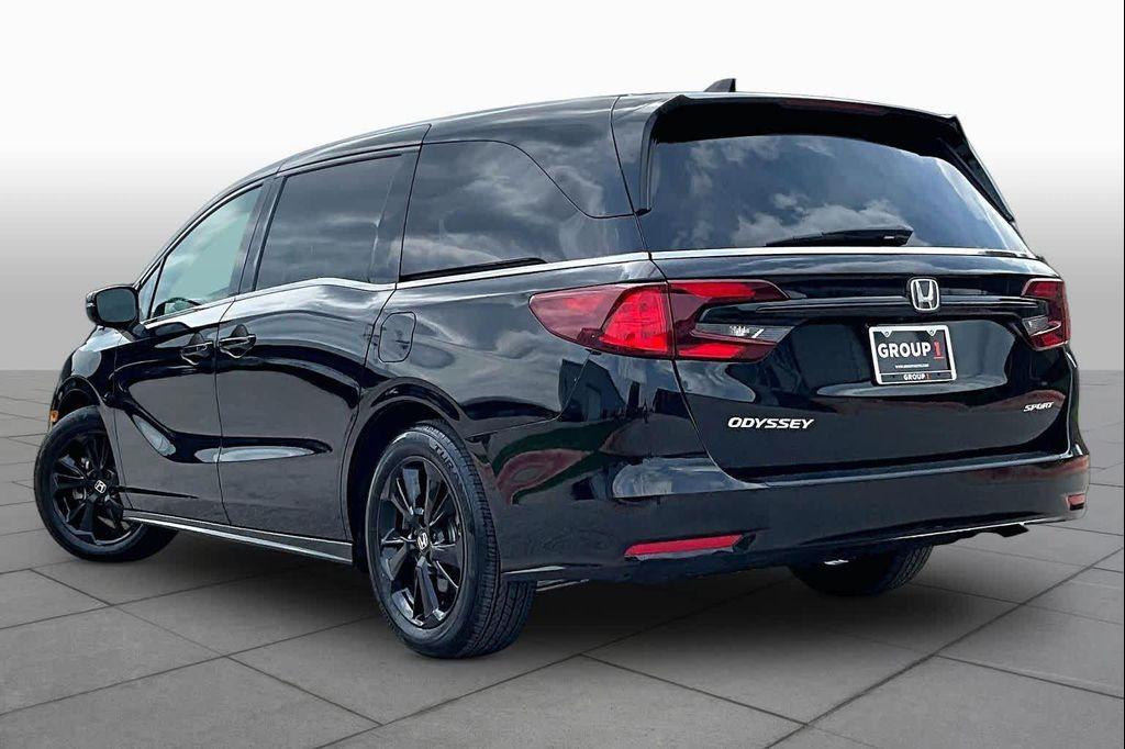 used 2024 Honda Odyssey car, priced at $36,946