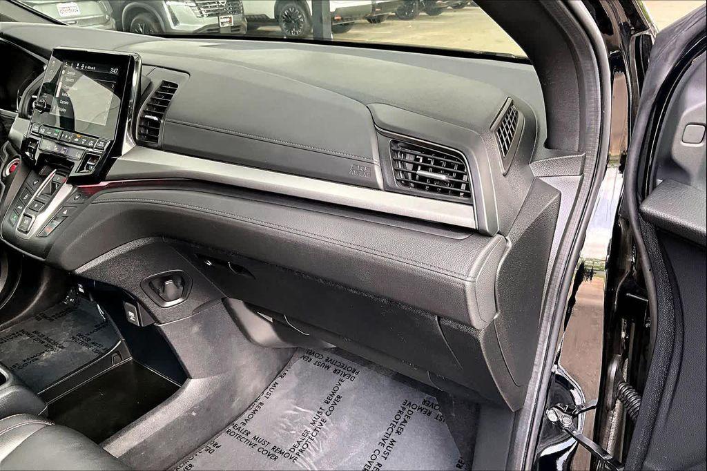used 2024 Honda Odyssey car, priced at $36,946