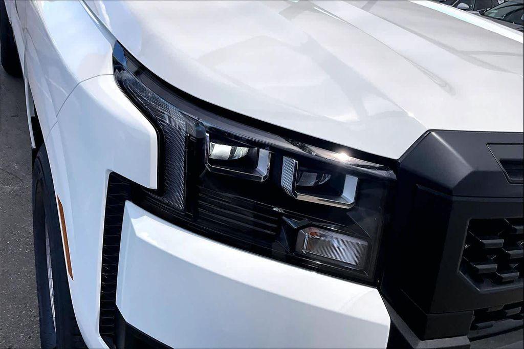 new 2026 Nissan Frontier car, priced at $32,115