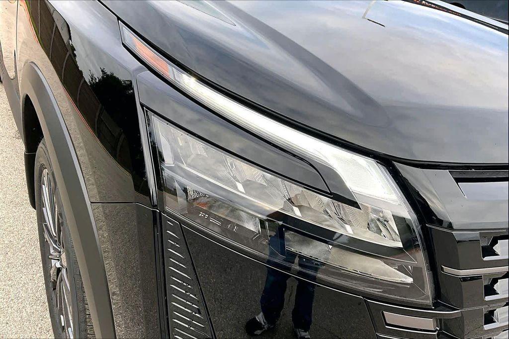 new 2026 Nissan Pathfinder car, priced at $44,990