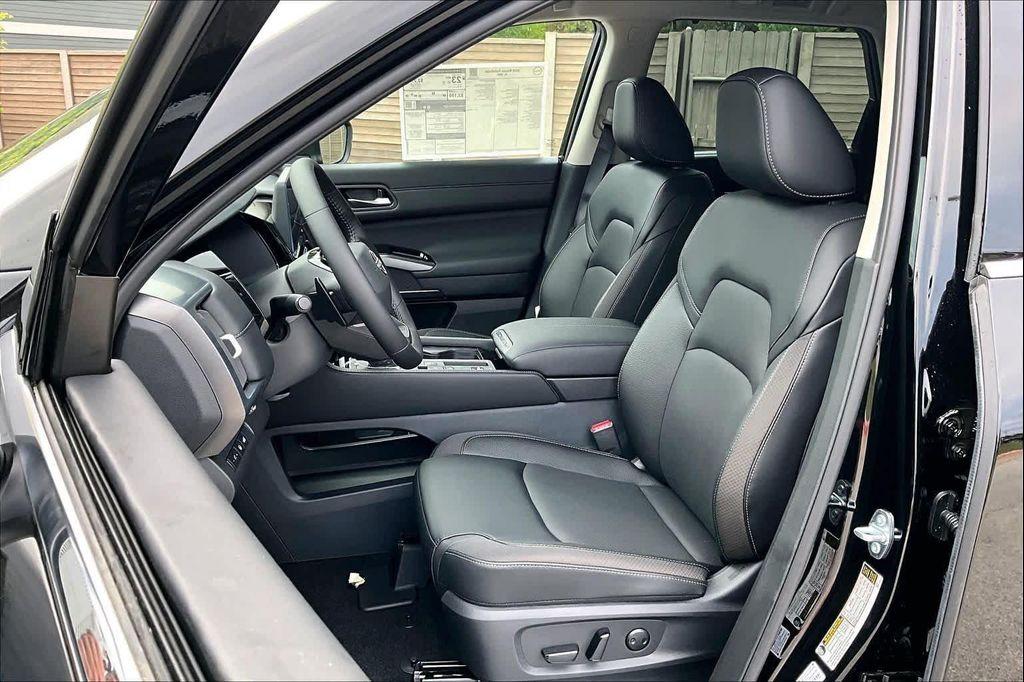 new 2026 Nissan Pathfinder car, priced at $44,990