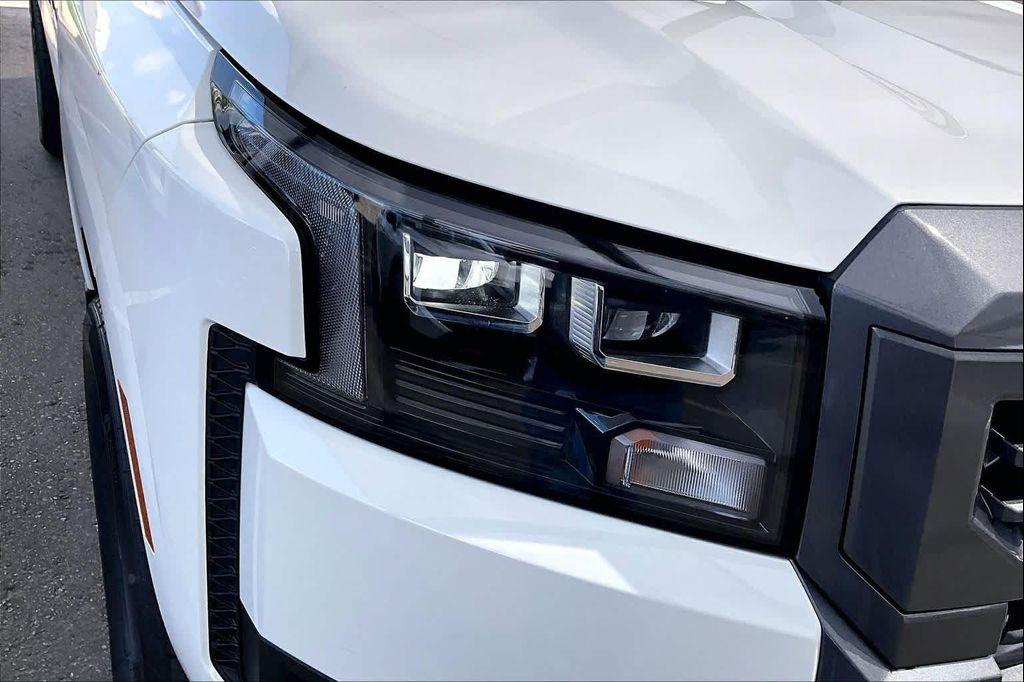 new 2026 Nissan Frontier car, priced at $39,690