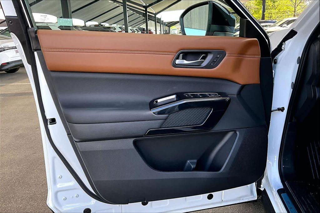 new 2026 Nissan Pathfinder car, priced at $49,180