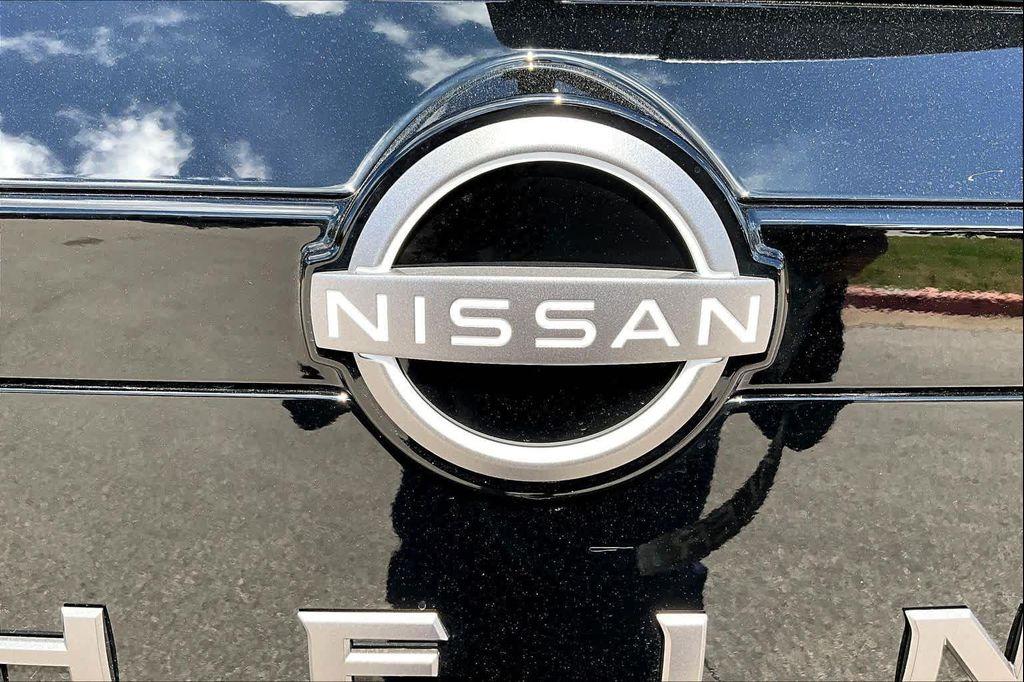 new 2026 Nissan Pathfinder car, priced at $39,285