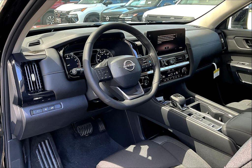 new 2026 Nissan Pathfinder car, priced at $39,285